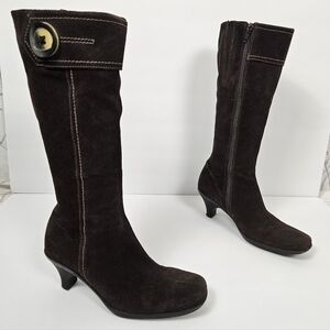 La Canadienne Brown Suede Mid Calf Square Toe Boots